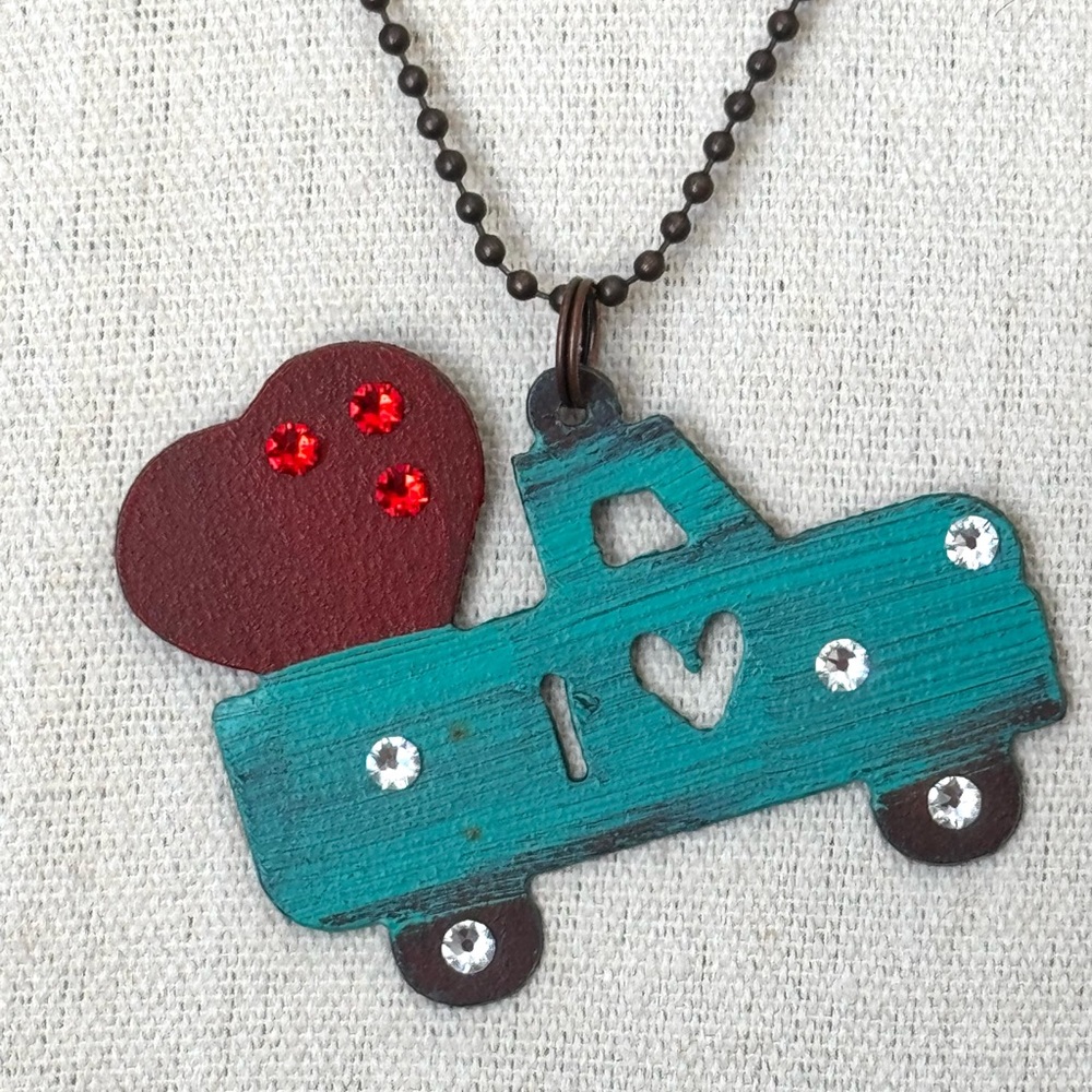 I ❤️Truck Necklace with Red Heart Charm - Picture 6 of 6